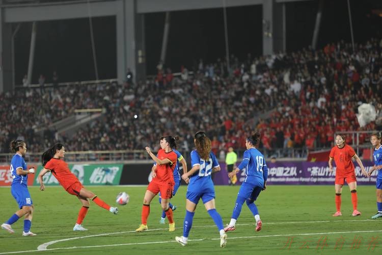 开云体育：中国女足友谊赛0:3负于美国女足