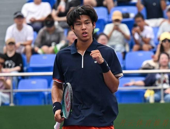 开云：网球男单半决赛：商竣程VS周意